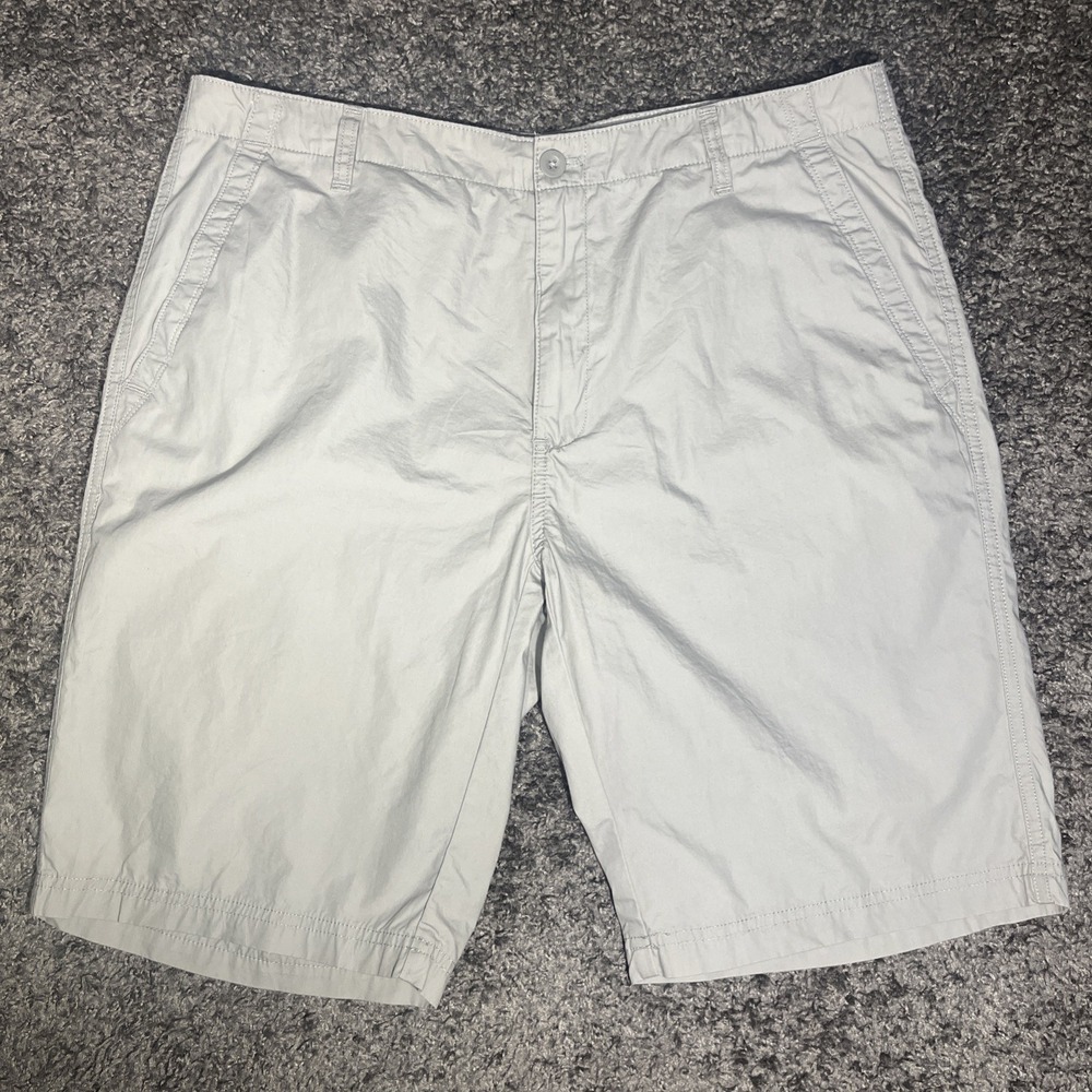 Calvin Klein Mens Gray Shorts Sz 36 Casual Summer Lightweight Flat Front Pockets
